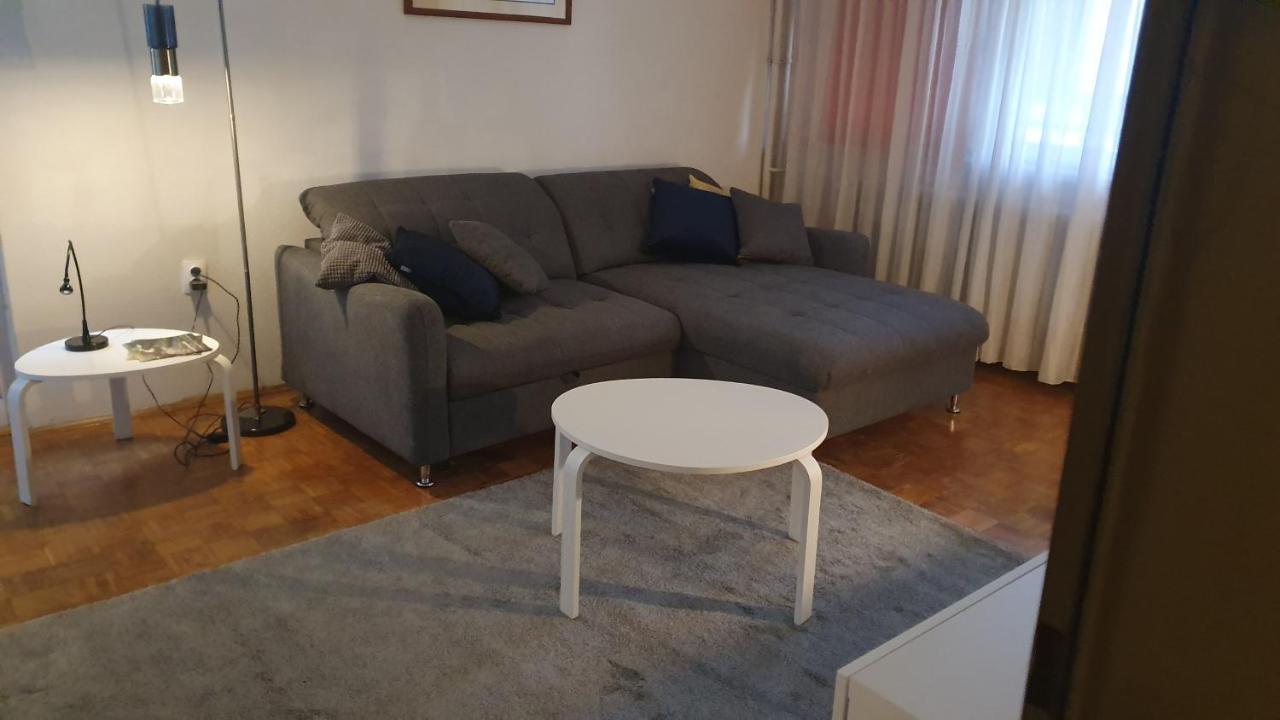Apartment Sretni Dimnjacar Osijek Exterior foto